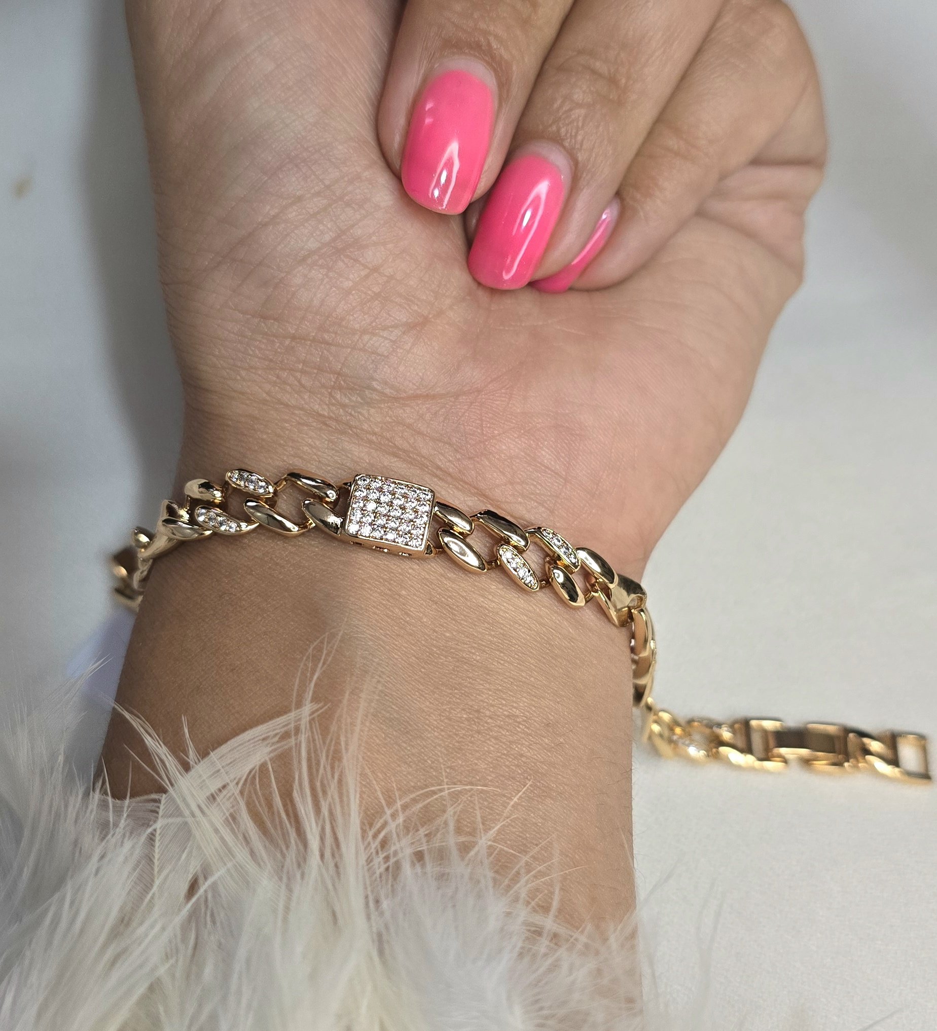 دستبند کارتیر ژوپینگ کد 3017