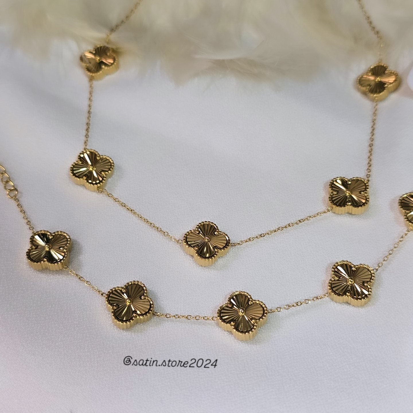 گردنبند ونکلیف طلایی استیل رنگ ثابت 1116