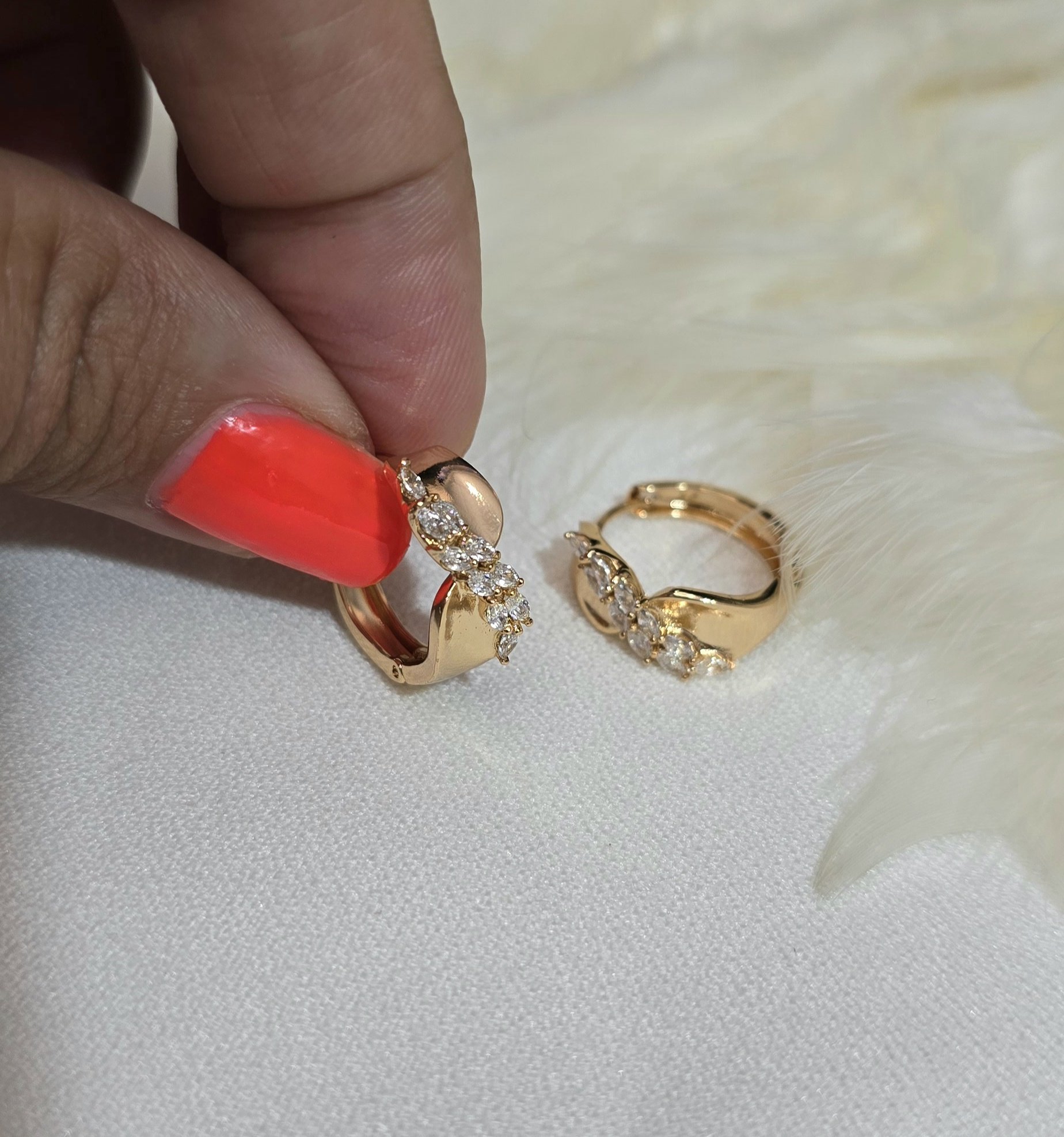 1000068623.jpg گوشواره شیک برند ژوپینگ کد 2023 - Image 1