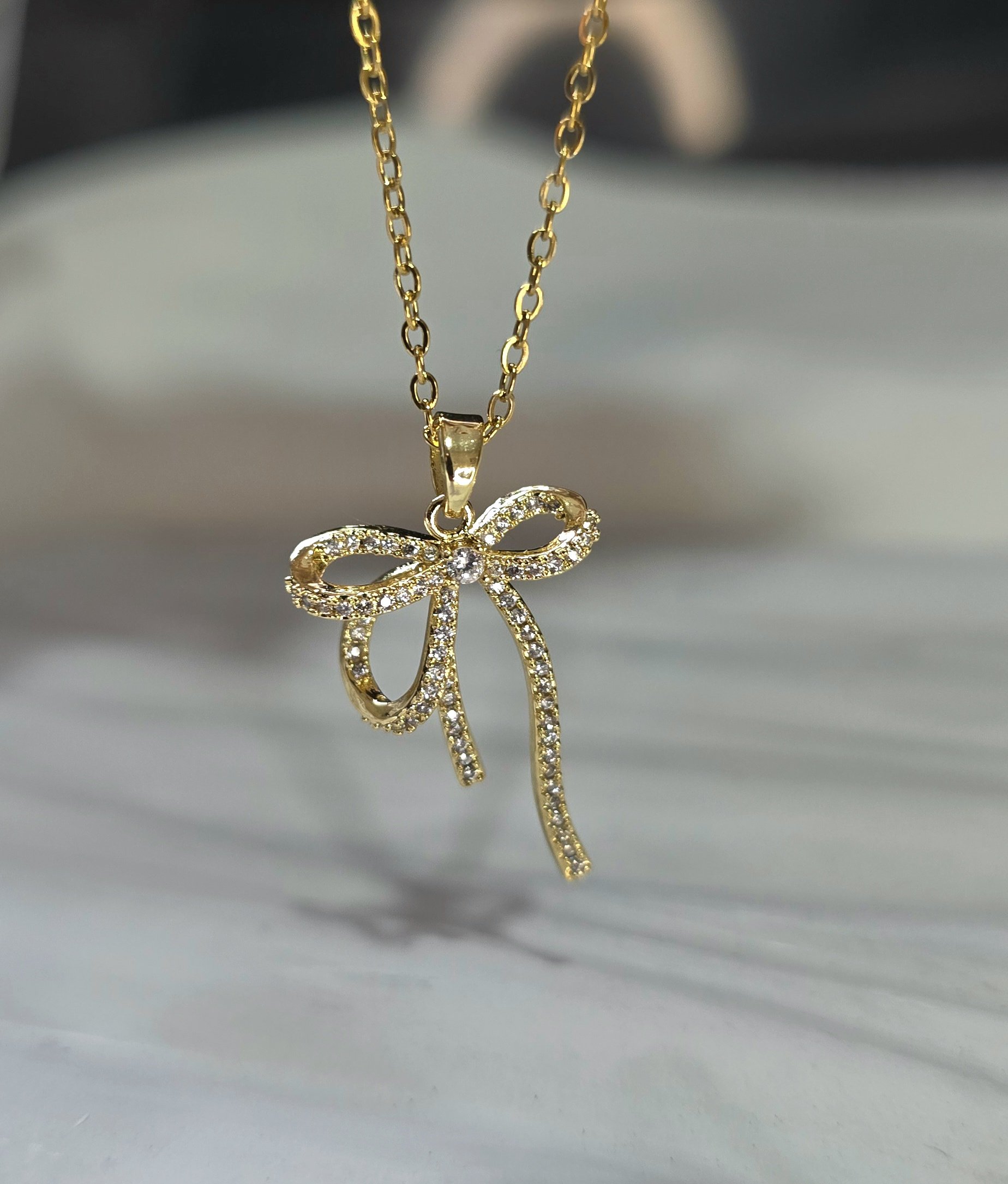 1000088065.jpg آویز پاپییونی طرح جواهر کد 1124 - Image 1