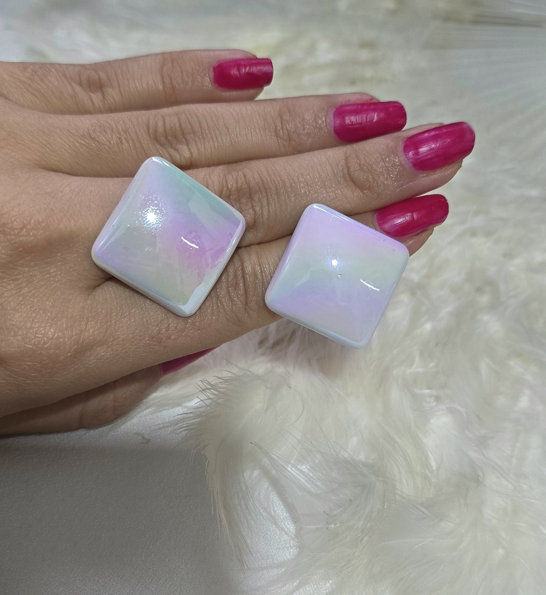 2025/12/1000101456.jpg گوشواره فشن (هولوگرامی) مربعی کد 2066 - Image 1