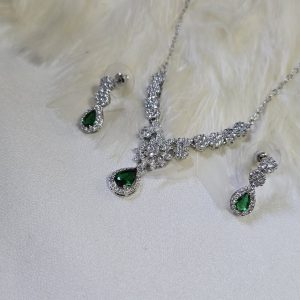 نیمست جواهری نگین سبز کد 5017