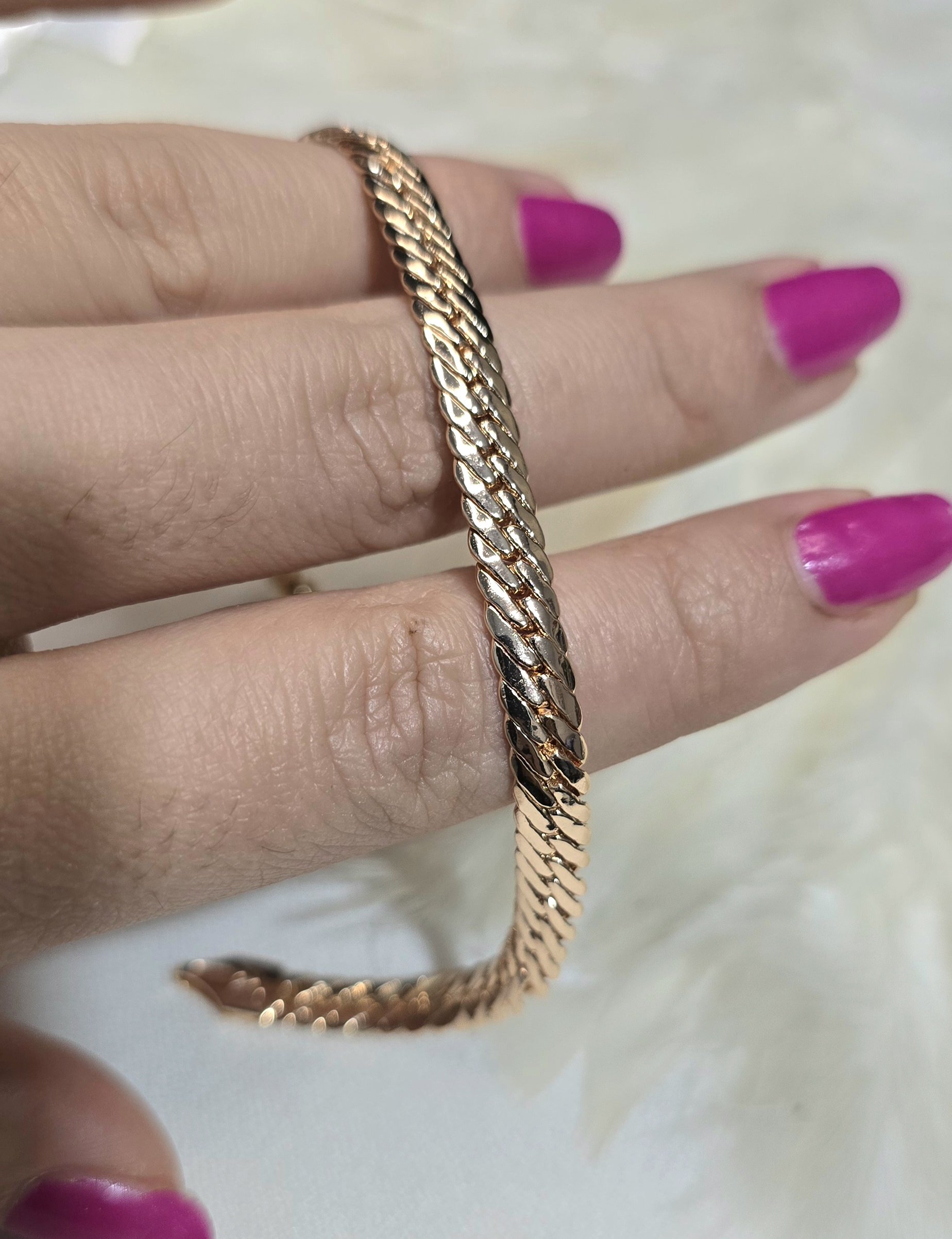 2026/01/1000108258.jpg دستبند طلایی ژوپینگ کد 3052 - Image 1