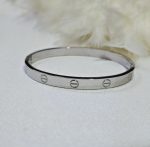 دستبند لاو کارتیر نقره ای استیل کد 3069